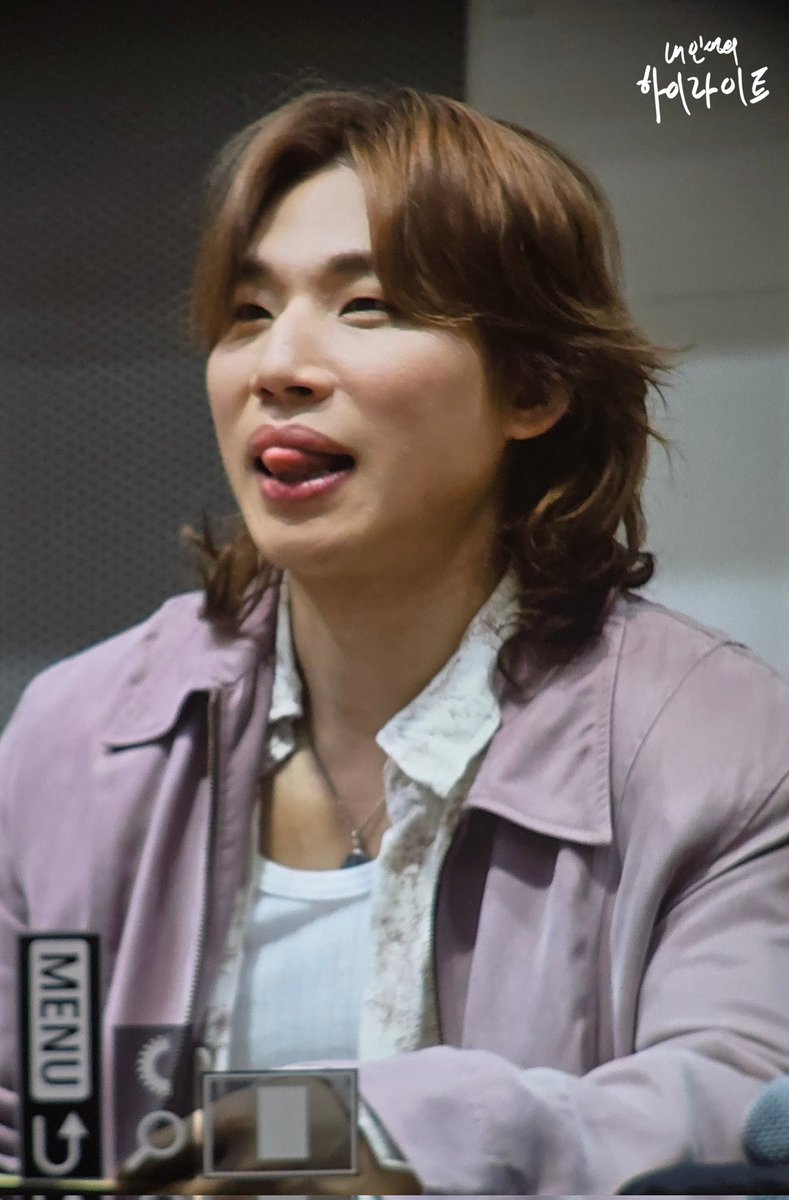 High__Lite's tweet image. 260429 XIMU EVENT

상콤해🩷🤍

#대성 #DAESUNG #DLITE #テソン #DsWAVE 

@d_lable
