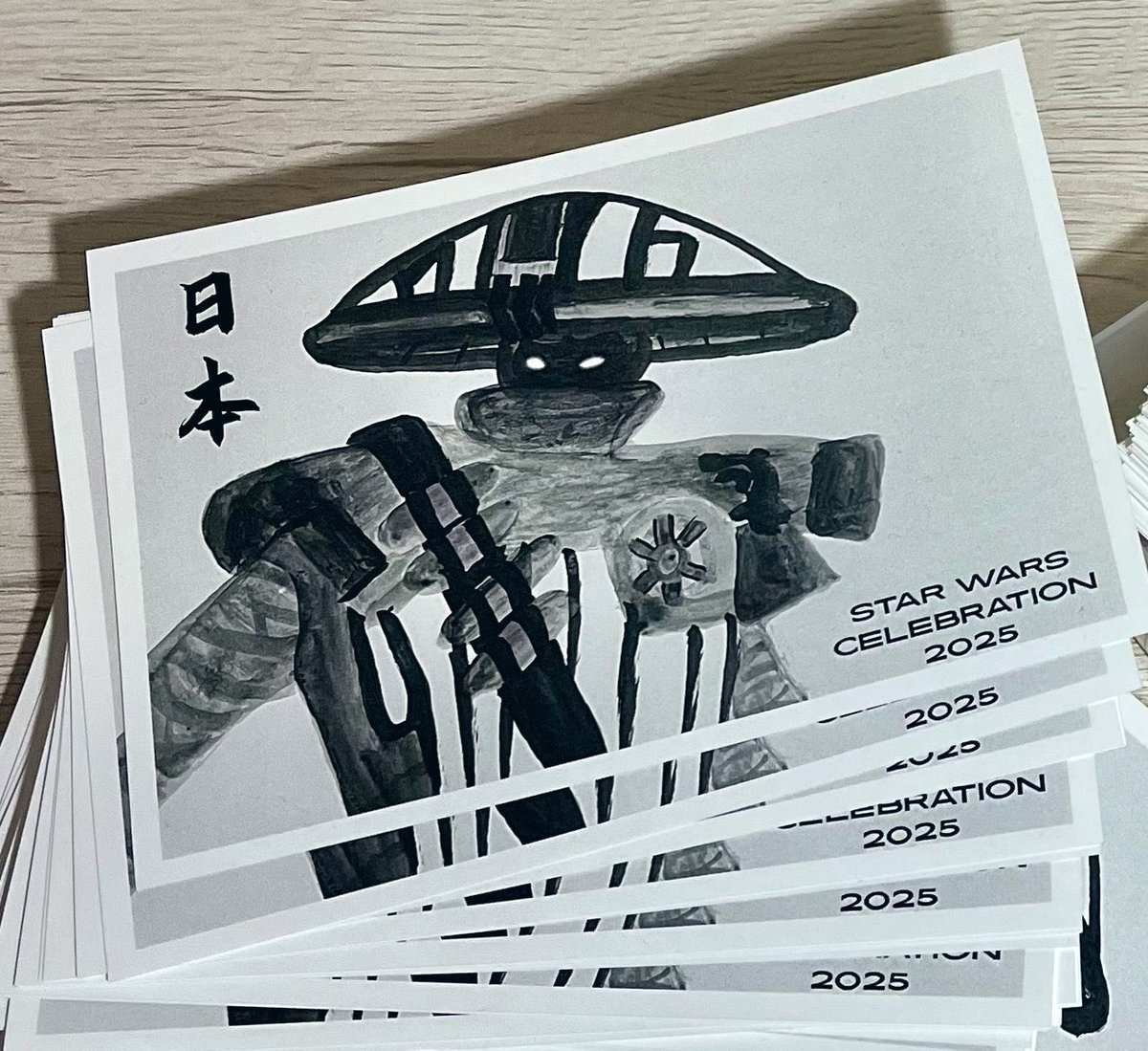 新規の方も楽しみやすいし、ファンからしてもたまらない作品になっているのがすごいと思う！✨️

予告では初の実写化エンボが映ってて、本当に大好きなキャラクターだから感動しちゃった！😭

今回はどんな帽子の使い方をしてくれるんだろう...笑

写真はSWCJでみんなに配ったSWAG！！