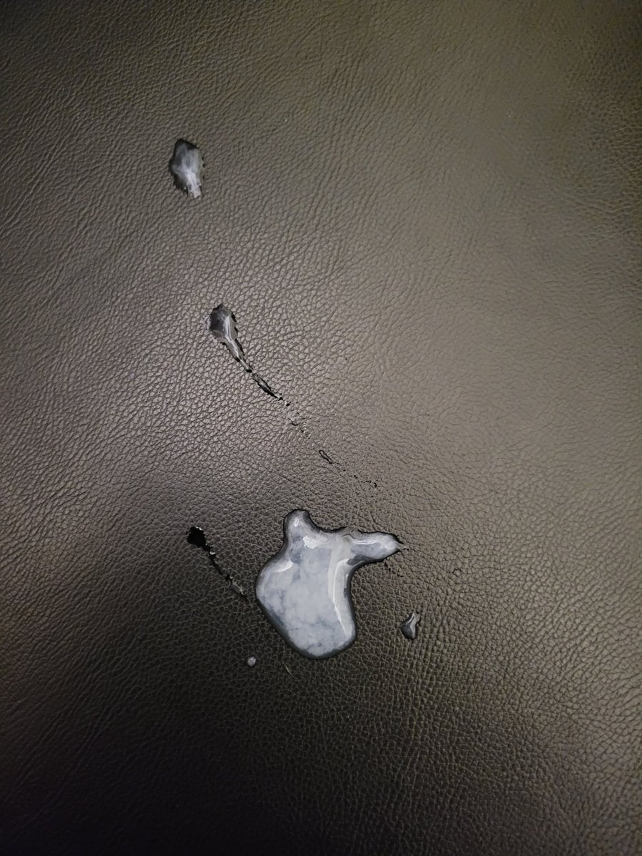 性欲やば過ぎてしこることしか考えられなくて尾木波菜みながらしこってたら、出ちゃいそうなのにティッシュなくて取ろうとしたら間に合わずに床に出 ...
