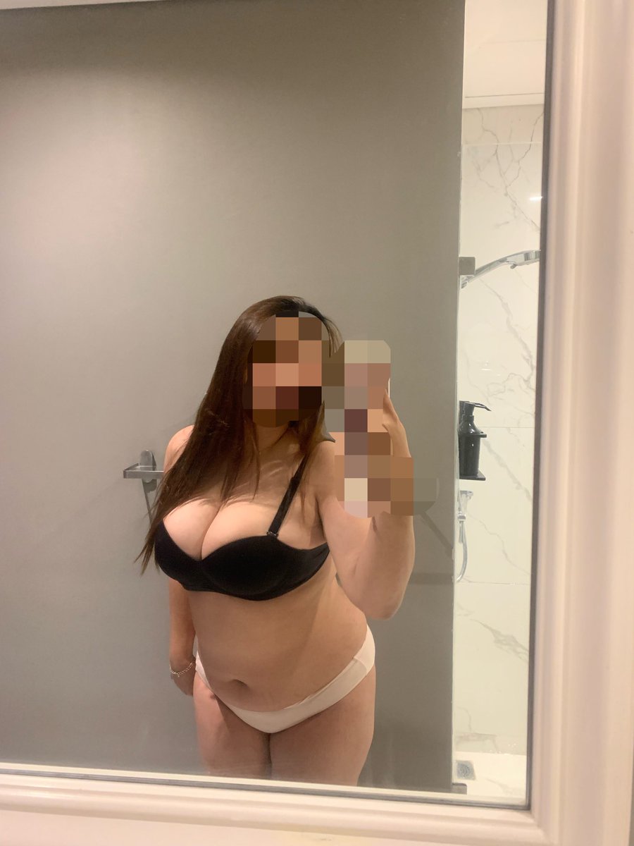 karina tweet media
