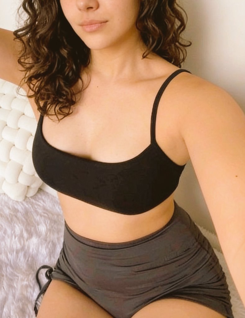 alisonalis tweet media