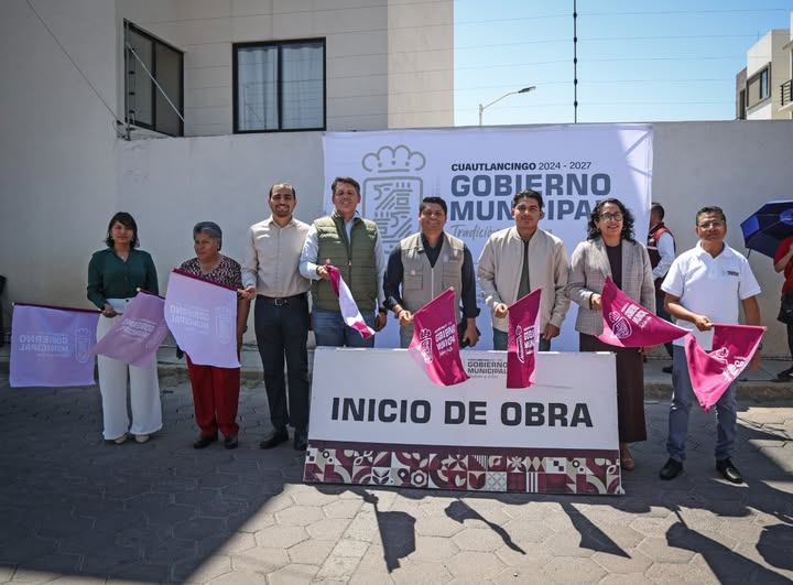 VisionUPP's tweet image. #VISION en #Cuautlancingo
Omar Muñoz inicia reconstrucción de la calle Tlaxcala en Cuautlancingo
*Con una inversión superior a 17.1 millones de pesos, se intervendrán casi 8 mil metros cuadrados.
Mas en VISION: periodicovision.com.mx/.../omar-munoz…
@omarmunooz