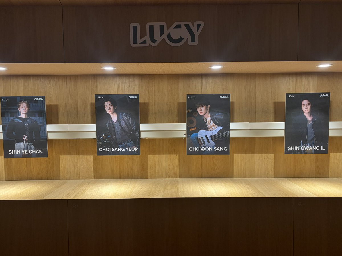 no_rea00's tweet image. 루시로 가득 꾸며진 카페 🥹🩵🩵
너무너무 즐거웠어요
잘생긴 사람들 ㄴㅁ 좋다
럭드가 6시부터라서 못했지만..
직원분이 너무너무 친절하시고!!
마카롱이 진짜 맛있어서 만족합니다 🩵

#LUCY #루시 #Childish
#후즈팬카페 #WhosfanCafe #WhosfanCafe_Review