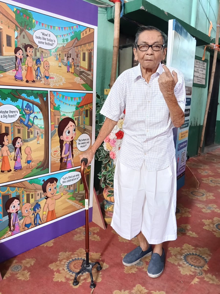 CEOWestBengal's tweet image. ভোটের পর্ব, পশ্চিমবঙ্গের গর্ব
Aged Electors showcasing their inked fingers at Kolkata South district, West Bengal after casting votes.
#WBLA2026 #Phase2
@ECISVEEP
@SpokespersonECI
@PIBKolkata
@airnews_kolkata
@deokolsouth