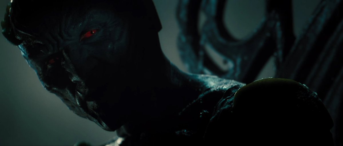 thor’s hands tweet media