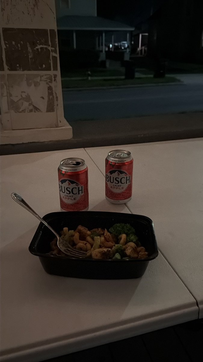 HumpersTurf67's tweet image. Tuesdays stats
8am final exam A
11:30am final exam A
3pm Physics final exam A
6:30pm 3 hours aviation oral exam B
10pm Aviation flying exam A
3 MLB the show ranked wins 
ONE HELL OF A DAY 
#LANK #BAPPLE #Exhausted