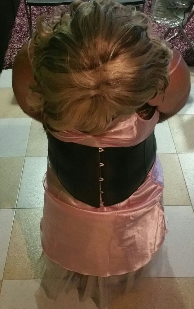 2014_thor's tweet photo. Buenos días mis días 
mis AMAS @shelydom @DominaCloe feliz miércoles https://t.co/PApTP0i0dV