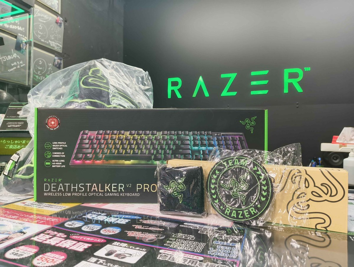 RAZER STORE】 本日から開催です🐍 珍しくクッションを景品に入れてみ
