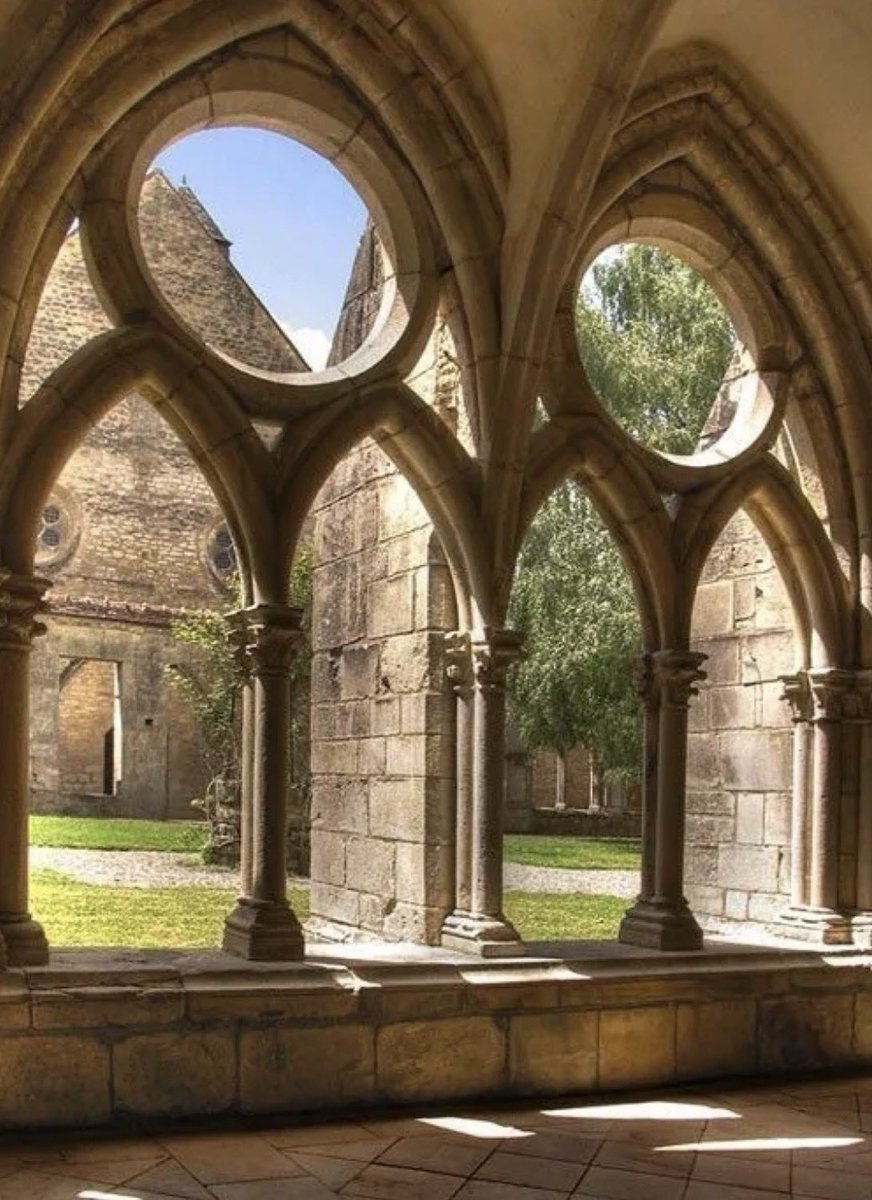 primoshine's tweet photo. Another visit to a monastery around the continent. A beautiful day... 

#dndrp #dndoc #dndtwt https://t.co/vtzD2MLfxR