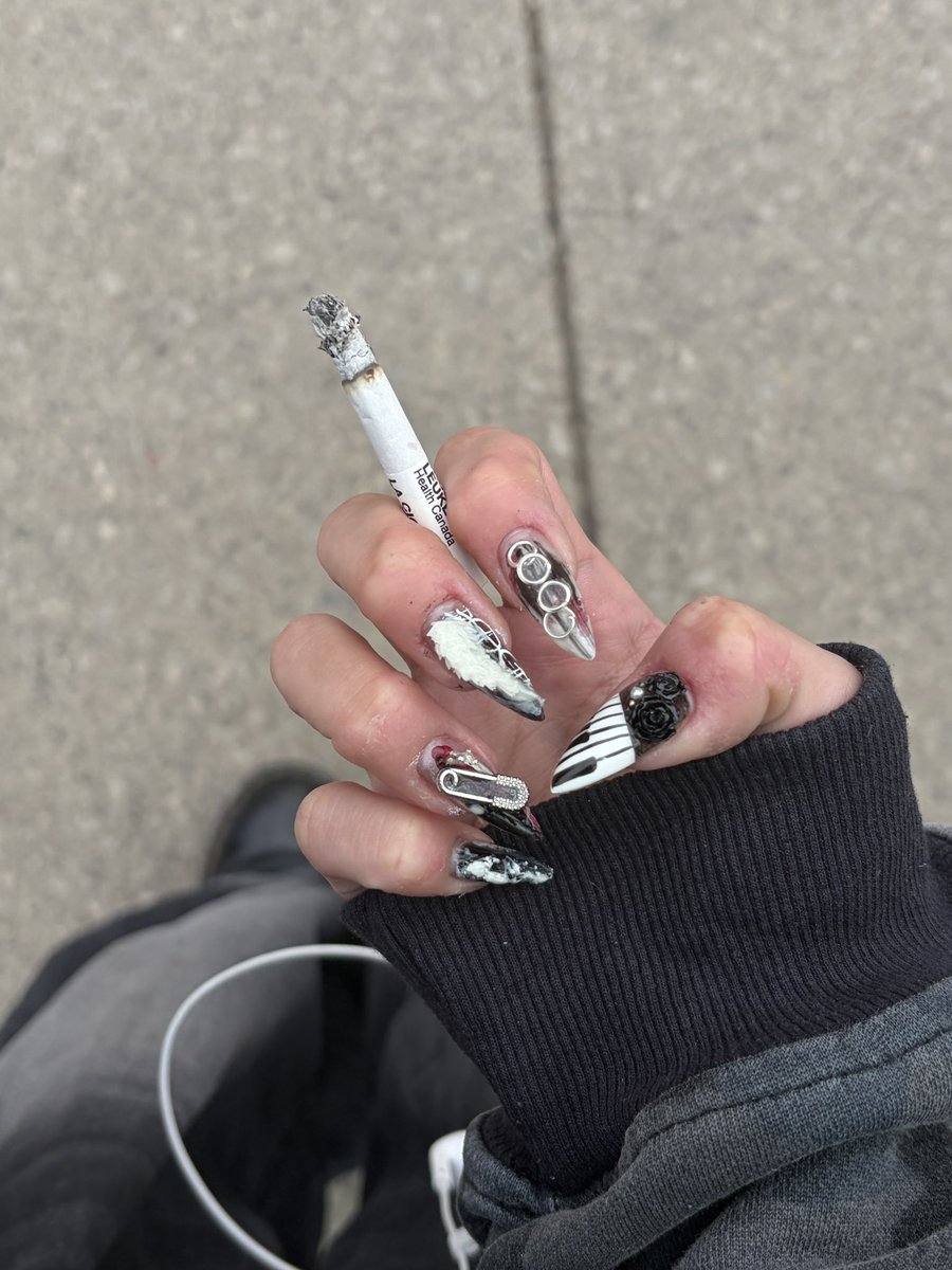 ૮ ྀིphia ྀིა tweet media