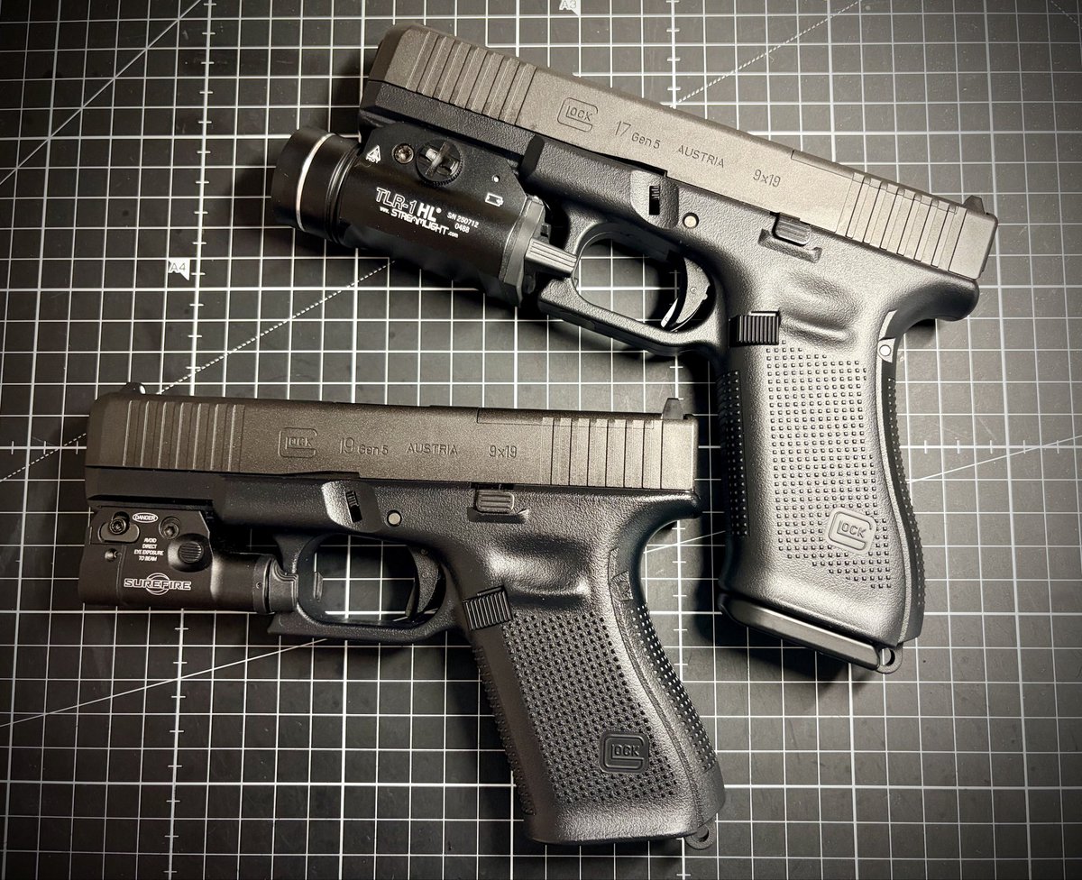 deeeeheeee's tweet image. #glock #gen5  Brothers..