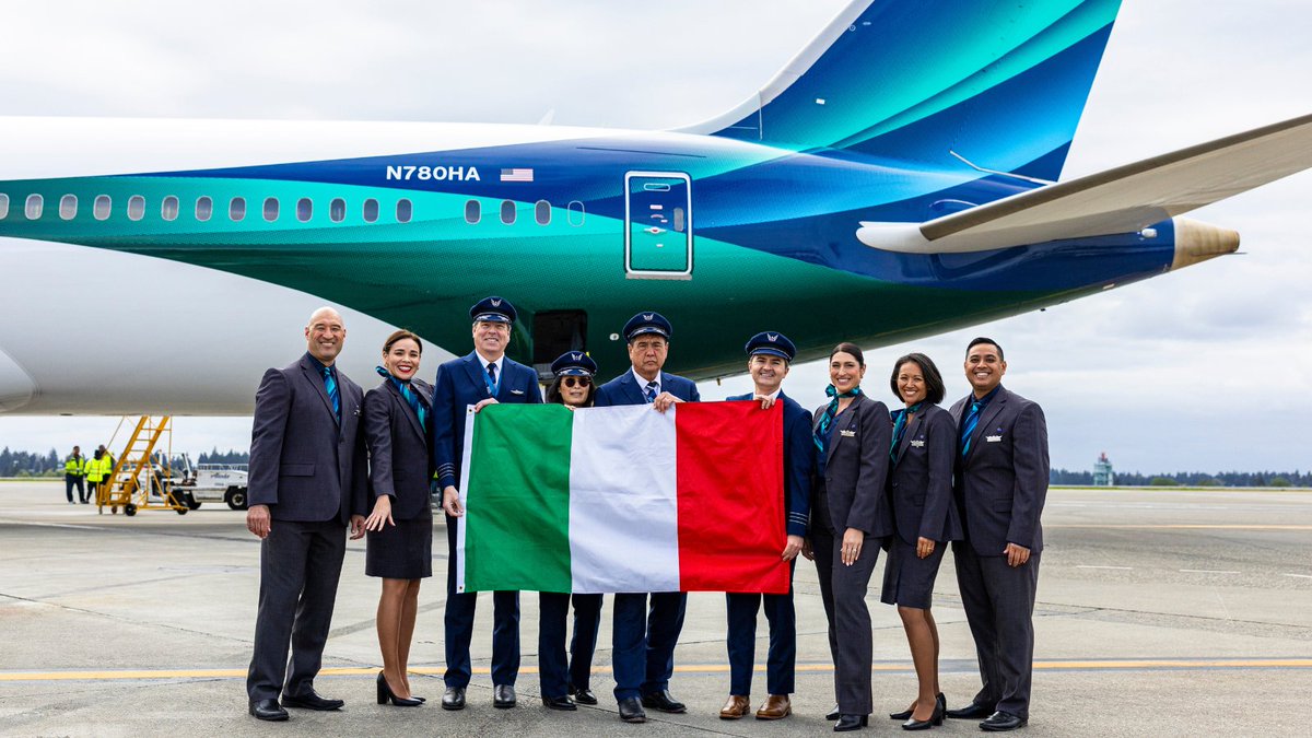 Alaska Airlines tweet media