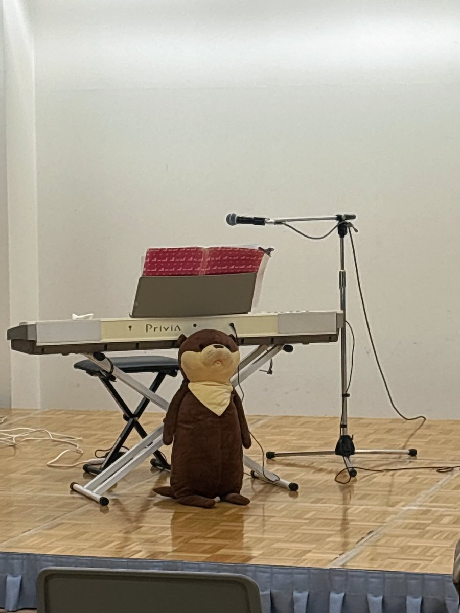 P4KqCtwg5GWU13c's tweet photo. まもなく13:30〜フォンテあきた6F（ふれあーる秋田さん）でjpopコンサートvol16スタートします🎸🎹🎤
ぜひ買い物ついでに遊びに来てね✨ https://t.co/EbjbqJKrsW