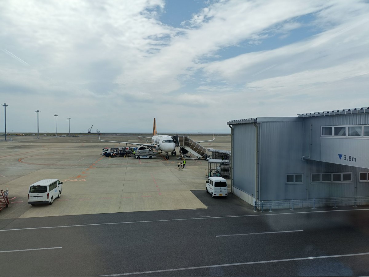 ポテ職 tweet media