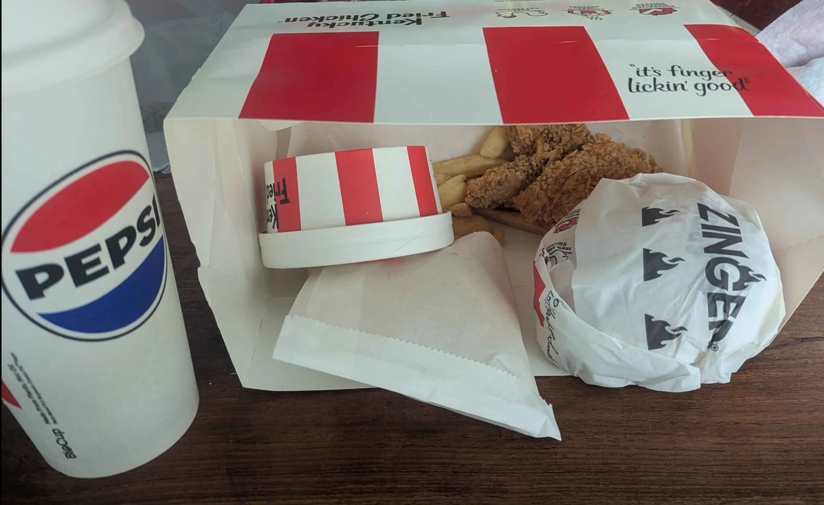 ジェズチャン tweet media