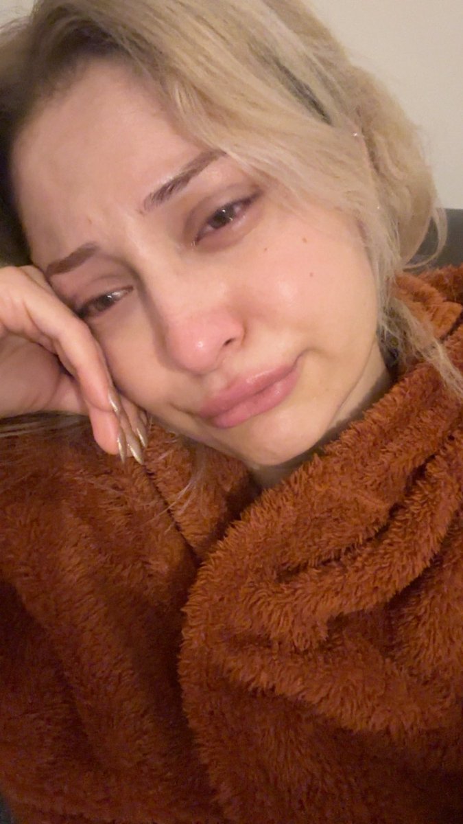 Ayşarella tweet media