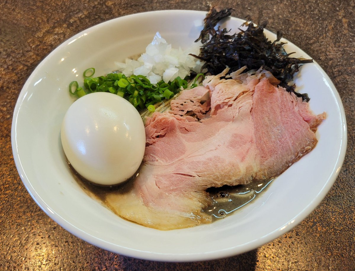 ペニレイ tweet media