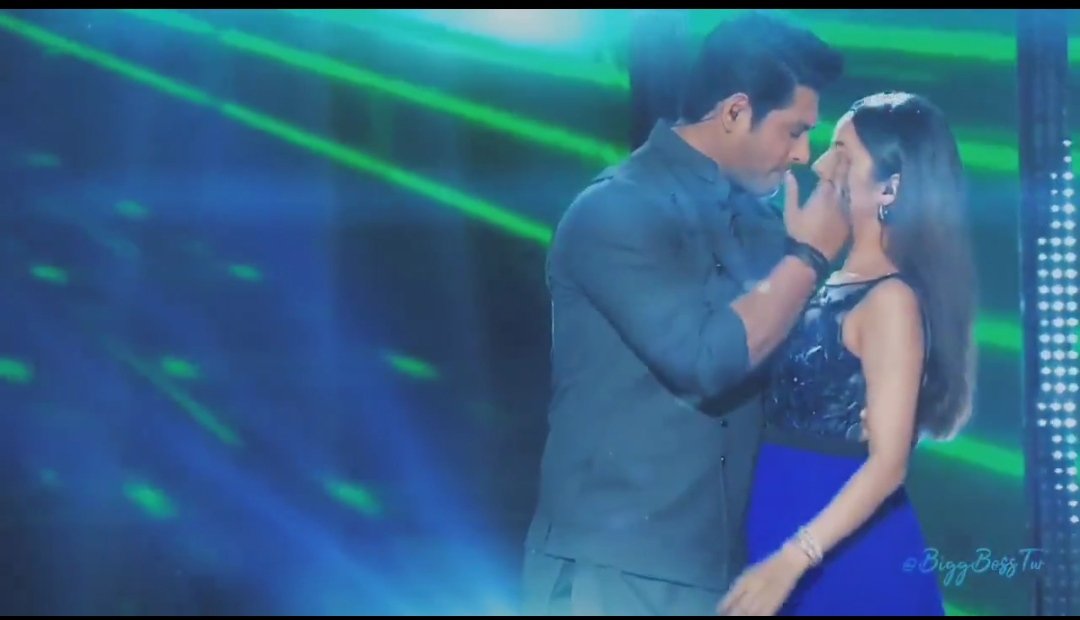 😘Dimpy🎀 #TuYaheenhai tweet media