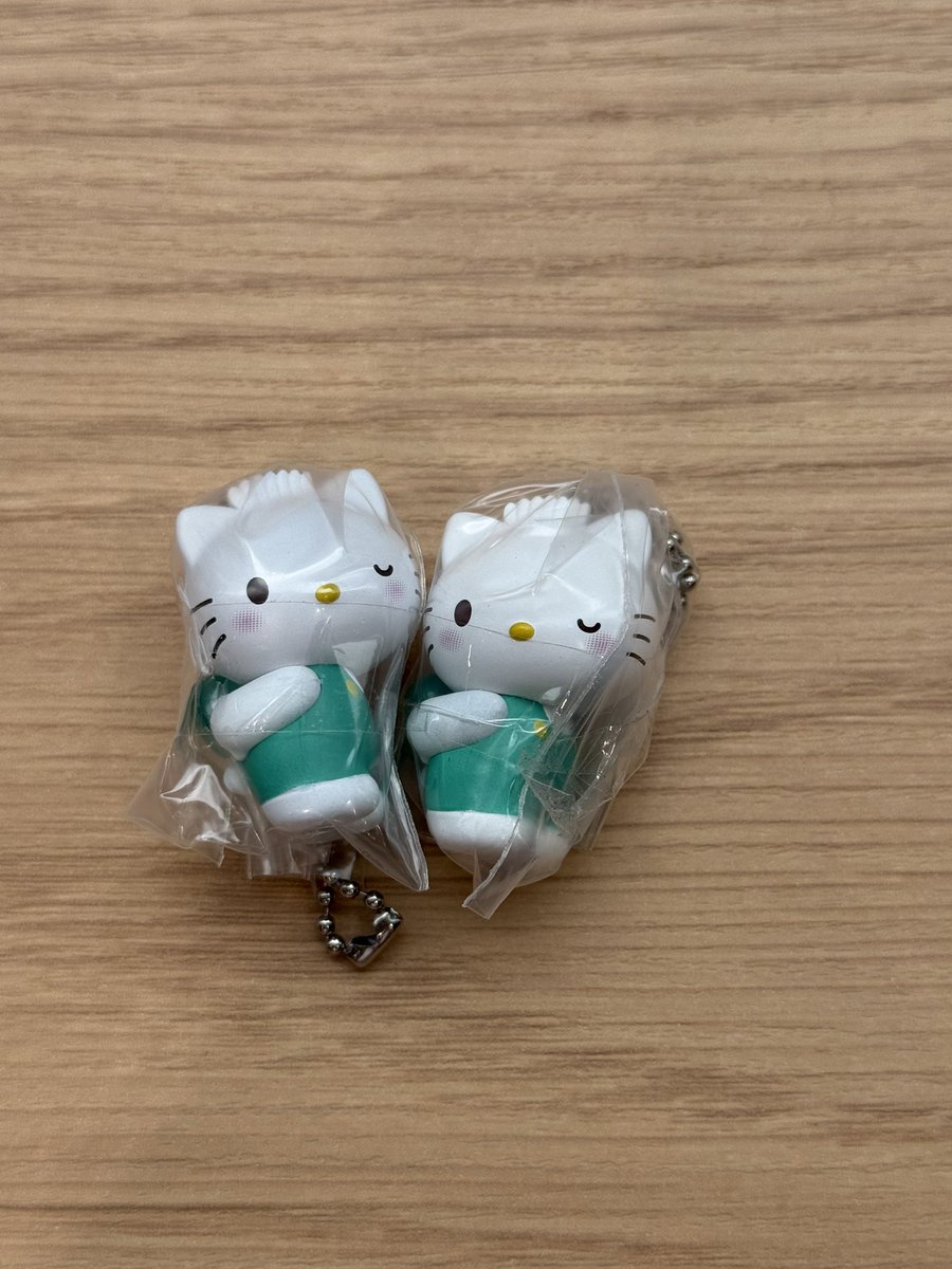 lluuvx87's tweet photo. サンリオキャラクターズ
なかよしペアスイング　交換

譲　ダニエル
求　キキ

名古屋手渡しor郵送

交換探しております🙇‍♀️
上記条件合う方いらっしゃいましたら、お声がけください。 https://t.co/4KoagqEY8z