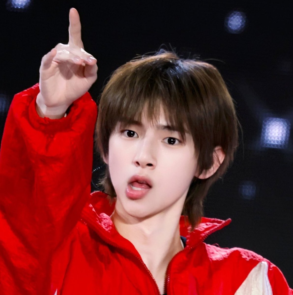 쭈윙크 tweet media