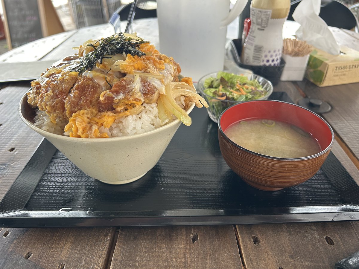 いくや tweet media