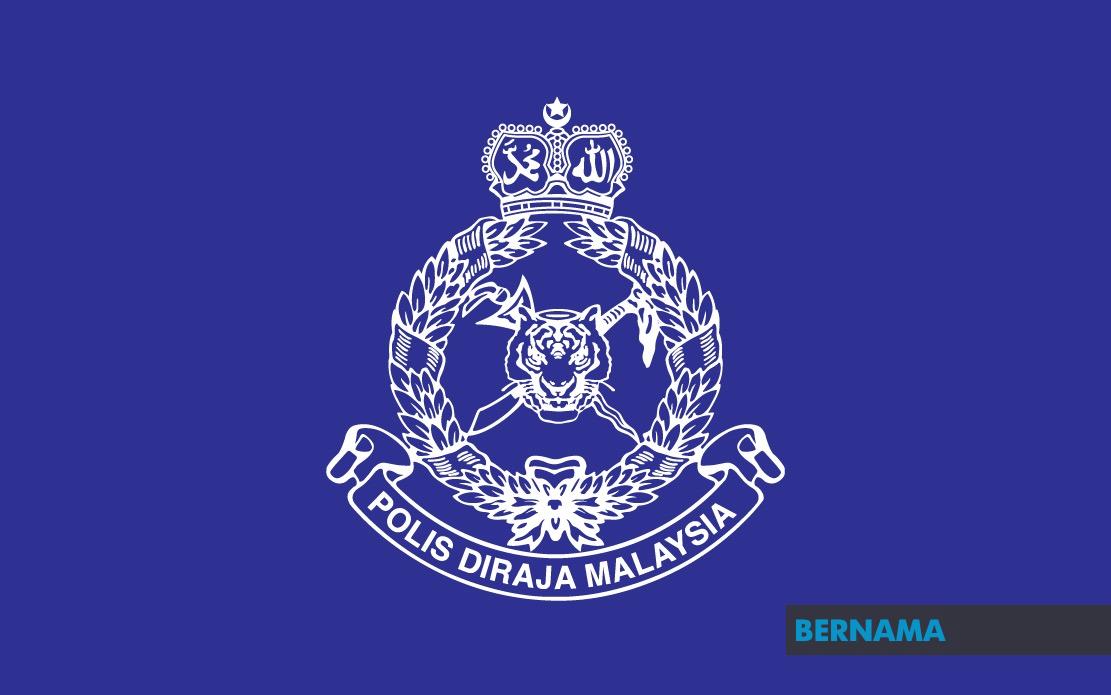 bernamadotcom's tweet photo. Bekas pemimpin parti politik Johor parah dipercayai tertembak diri sendiri semasa proses mengosongkan senjata di Lapang Sasar Ladang Rem, Kota Tinggi petang semalam - Ketua Polis Johor
#BernamaNews #parah #tertembak https://t.co/4GPu1TAZit