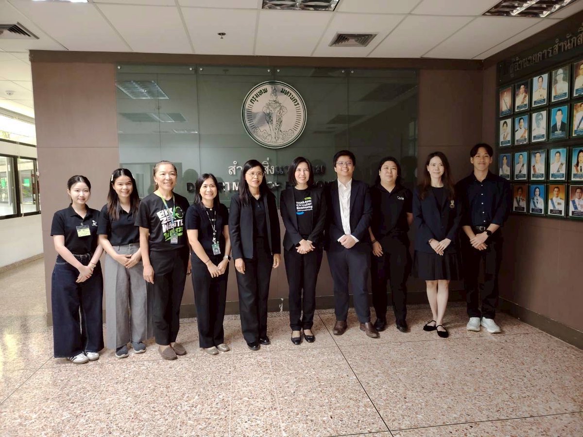 gicait's tweet image. 🤝𝗠𝗲𝗲𝘁𝗶𝗻𝗴 𝘄𝗶𝘁𝗵 𝗕𝗠𝗔 𝗼𝗻 𝗣𝗹𝗮𝘀𝘁𝗶𝗰𝗙𝗹𝗼𝘄 𝗠𝗲𝗸𝗼𝗻𝗴 𝗣𝗿𝗼𝗷𝗲𝗰𝘁

@gicait and @ChulalongkornU met with the Environment Dept, BMA to present key achievements of PlasticFlow Mekong project. #wastemanagement #plasticpollution 

🔗 geoinfo.ait.ac.th/meetingwithbma…