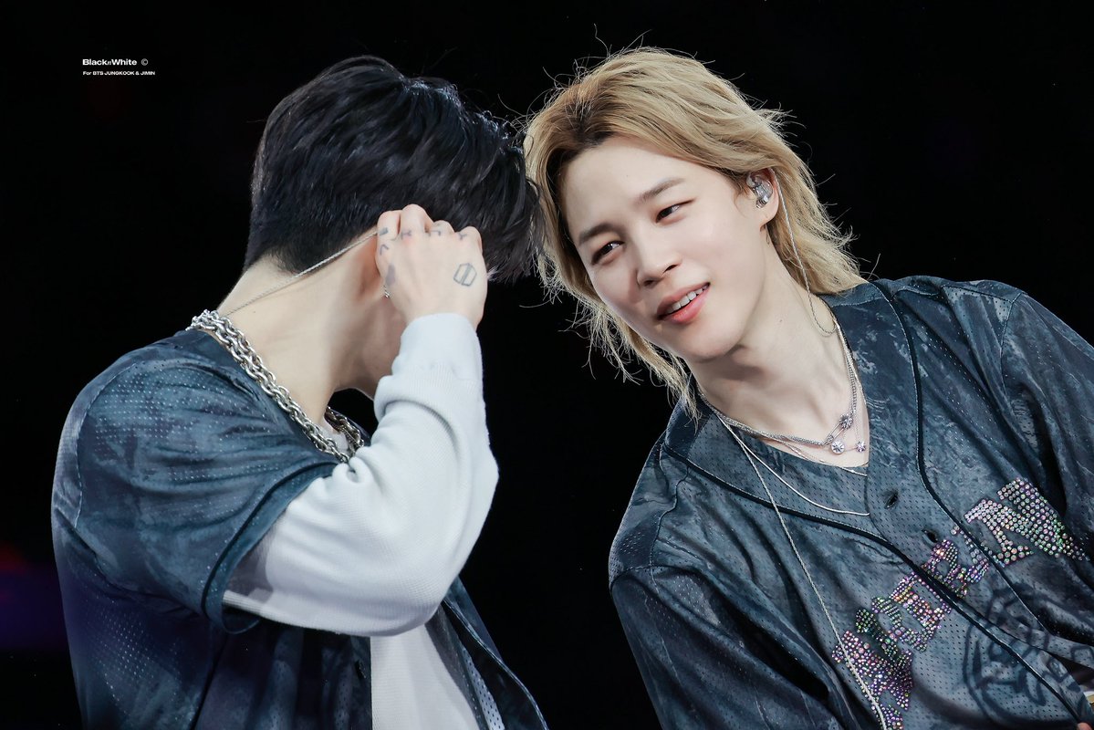 BLACK N WHITE tweet media