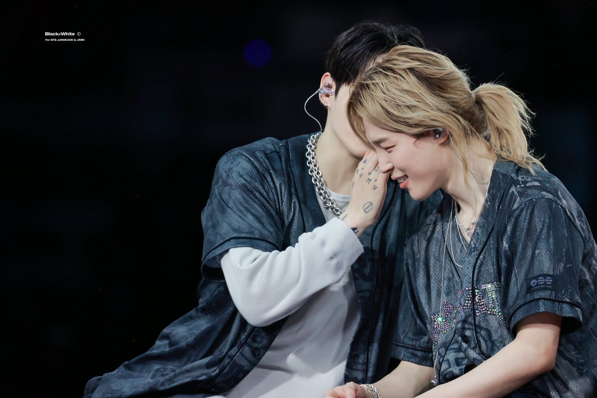 BLACK N WHITE tweet media