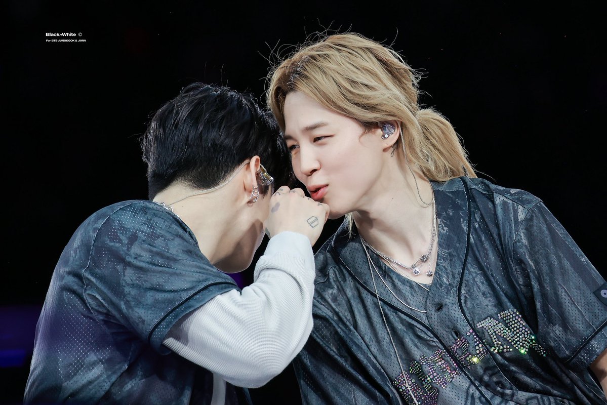 BLACK N WHITE tweet media