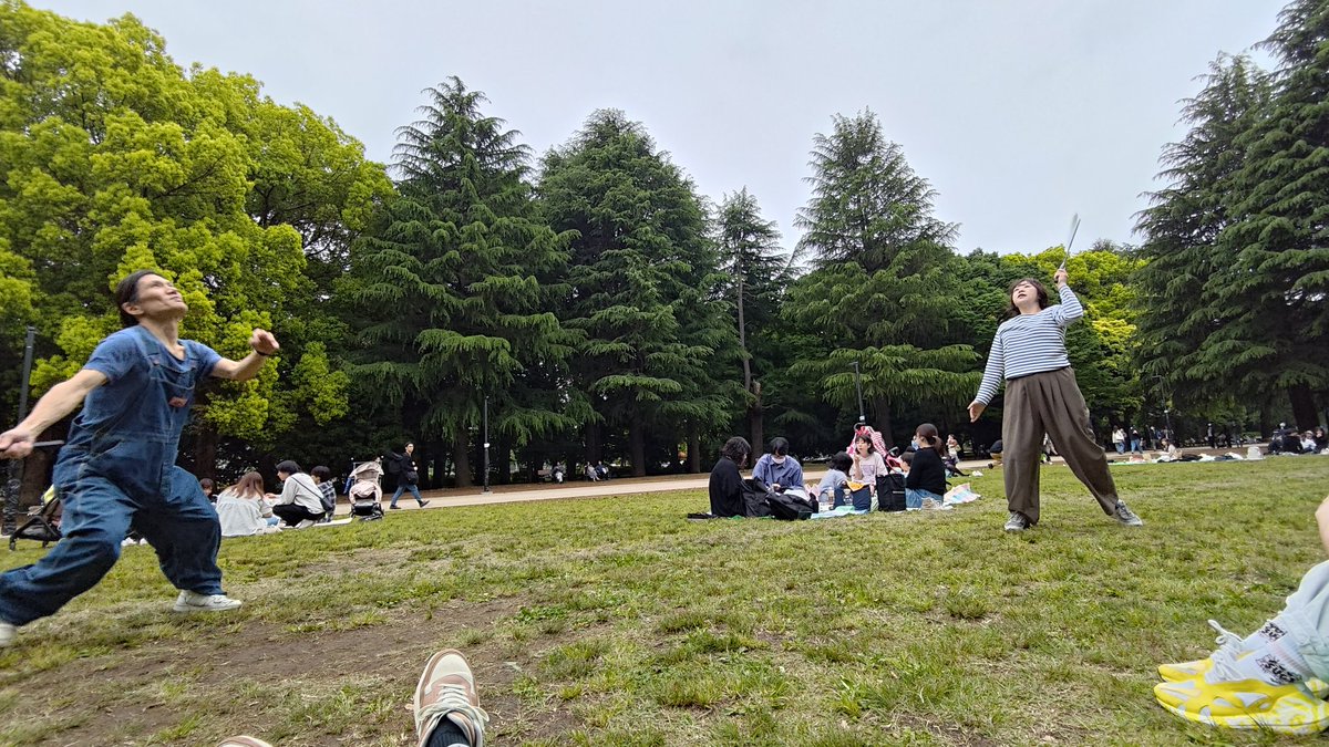 躍動感あるバドミントンちう