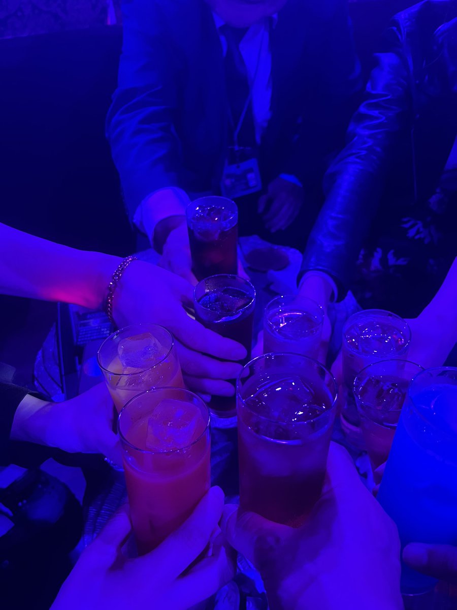 nawacafeRYO's tweet photo. 昨夜、縄カフェにお越し頂きました全ての皆様、急遽出演頂いた凰ヒロさん・猫目れれさんありがとうございました。おかげさまで素敵な夜となりました。SHOWTIME終了後突発的に行われたフランスと日本のコラボ緊縛ショーも圧巻でした。今後とも縄カフェを宜しくお願い致します。
@DECABARZ https://t.co/hQjA7xjjTt