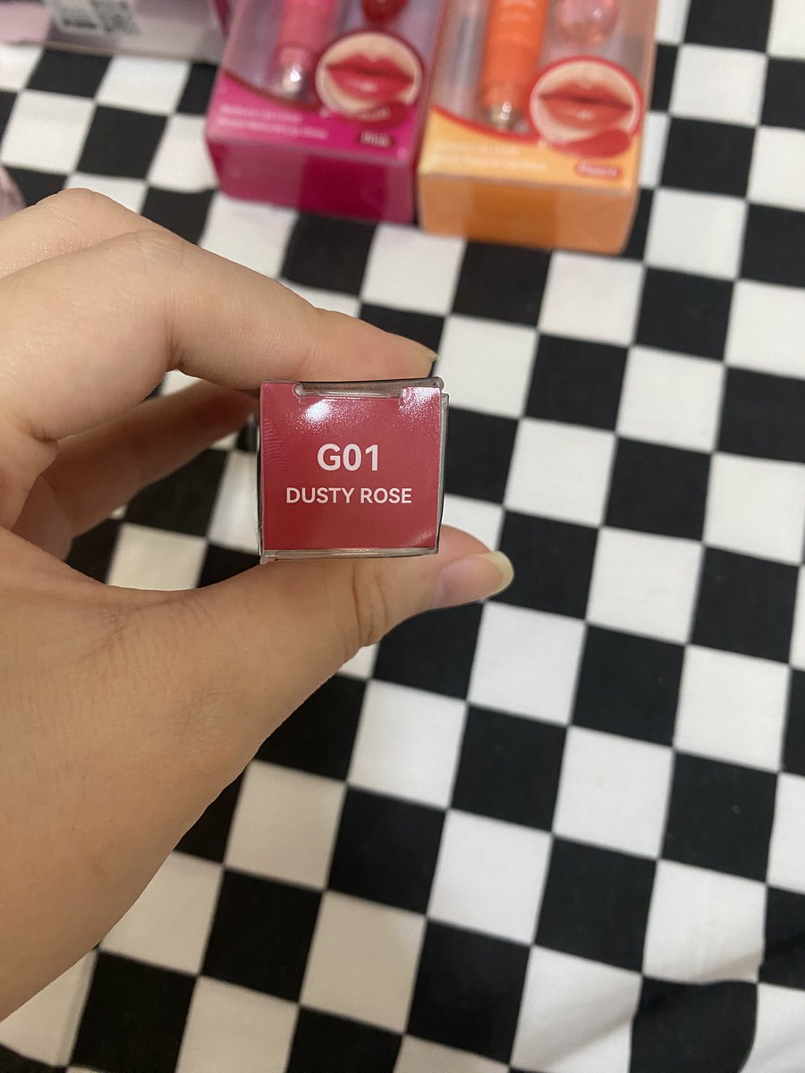 Last╯♡exitt~ tweet media