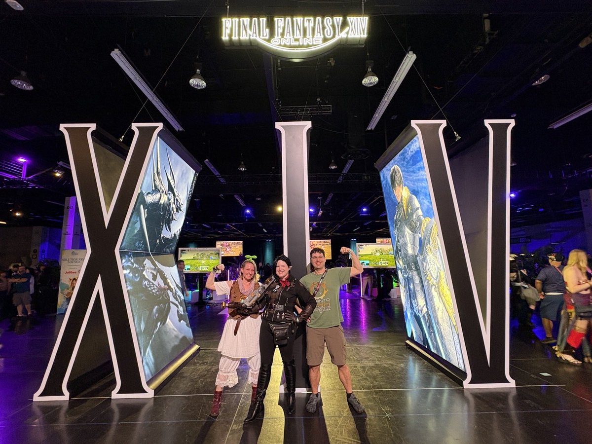 chamberrypie's tweet photo. Already missing FanFest 😭 It was my first one but I definitely want to go again! FFXIV is such an amazing community. I’ll be cosplaying next at @GATEwayFATE this year! Until next time! 😊

#ffxivfanfest #fanfest #ffxiv #ffxivcosplay #fanfestcosplay https://t.co/Pt9oAMPMn8