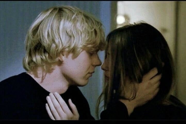 anne ✙﹒੭୧ tweet media