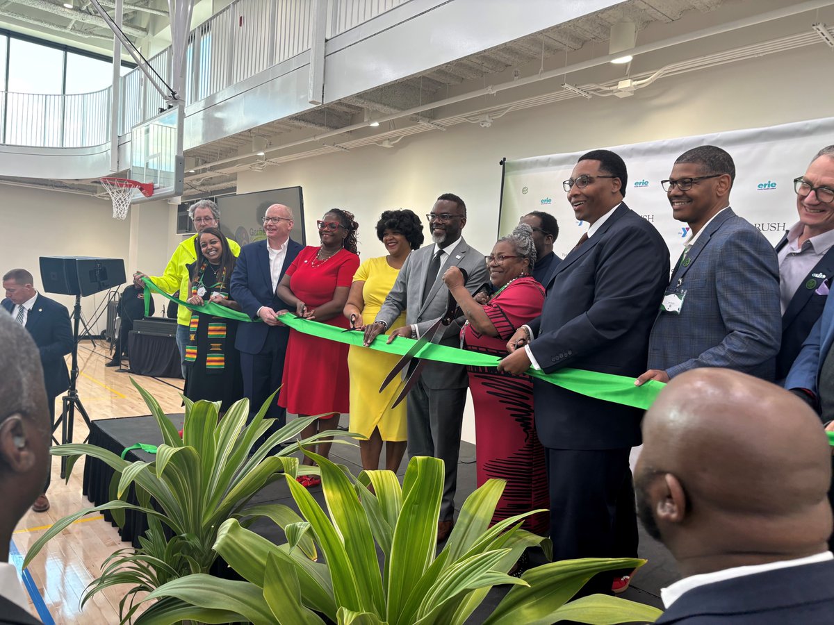 DonHarmonIL's tweet image. Congrats on the opening of Sankofa Village Wellness Center at Madison &amp;amp; Kildare. Honored to help cut the ribbon with Pastor Marshall Hatch, The Leaders Network, and many community partners.
A great day for West Garfield Park.  
#community #healthandwellness
