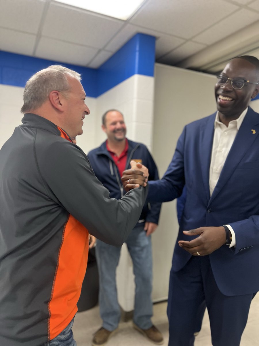 Garlin Gilchrist tweet media