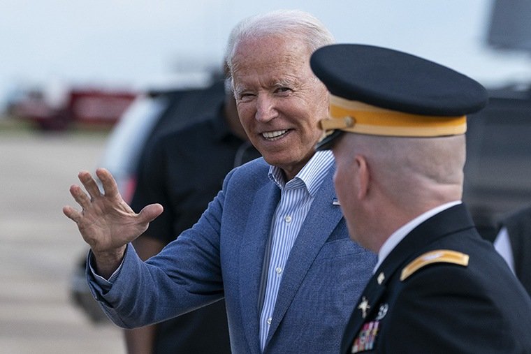 Political Polls tweet media