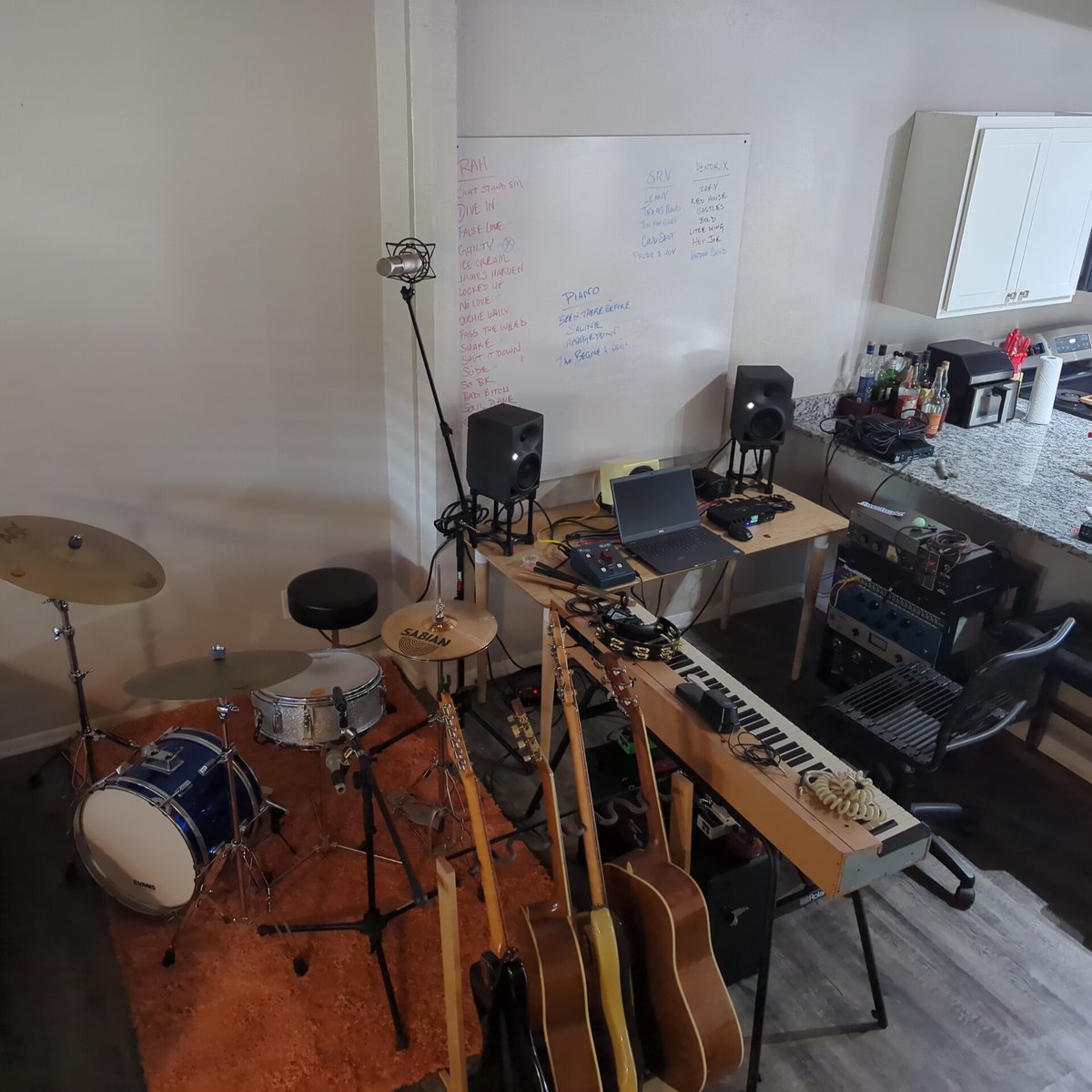 Don Wayne Gacy tweet media