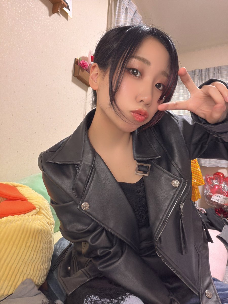 独楽樹ハル🦊🗝10月11日8周年祭❤️‍🔥 tweet media