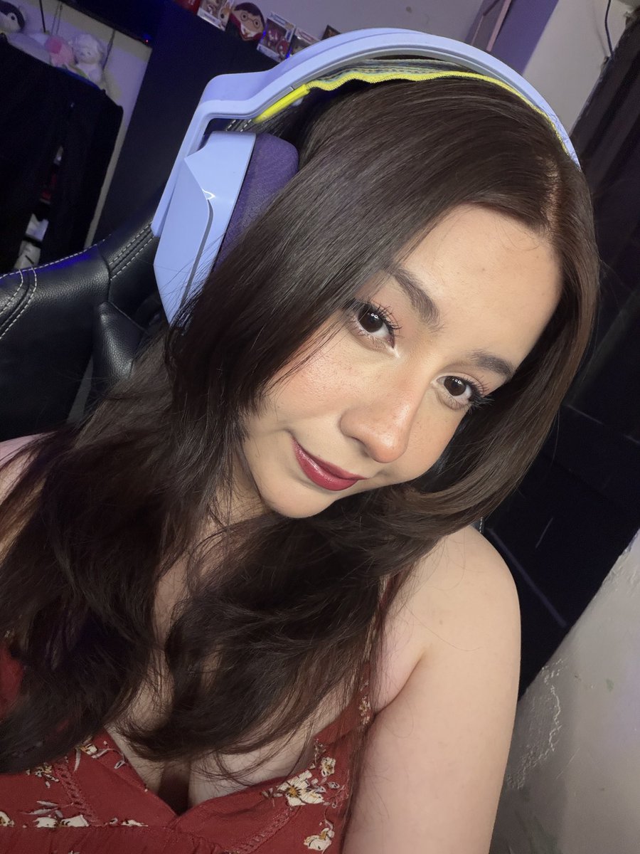MonFloress_'s tweet photo. Stream :) 

Tuich: MonicaFlores 💜 https://t.co/MuLnvChIyO