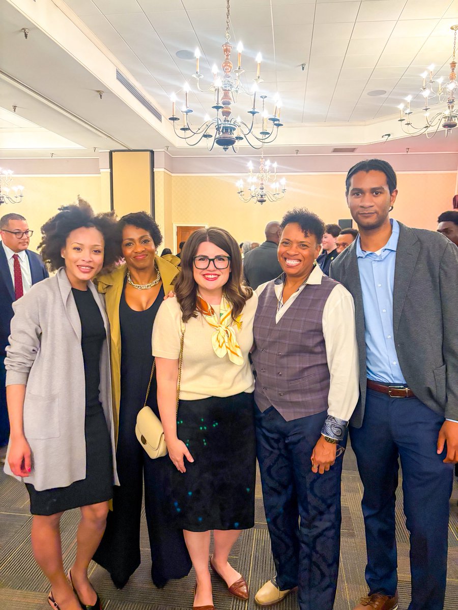 Sarah Elfreth tweet media