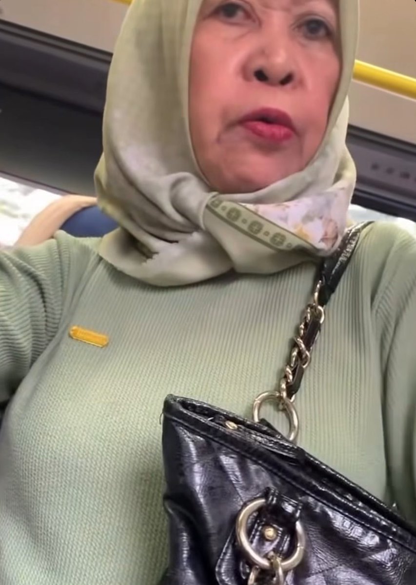 ️️️️Rif. tweet media