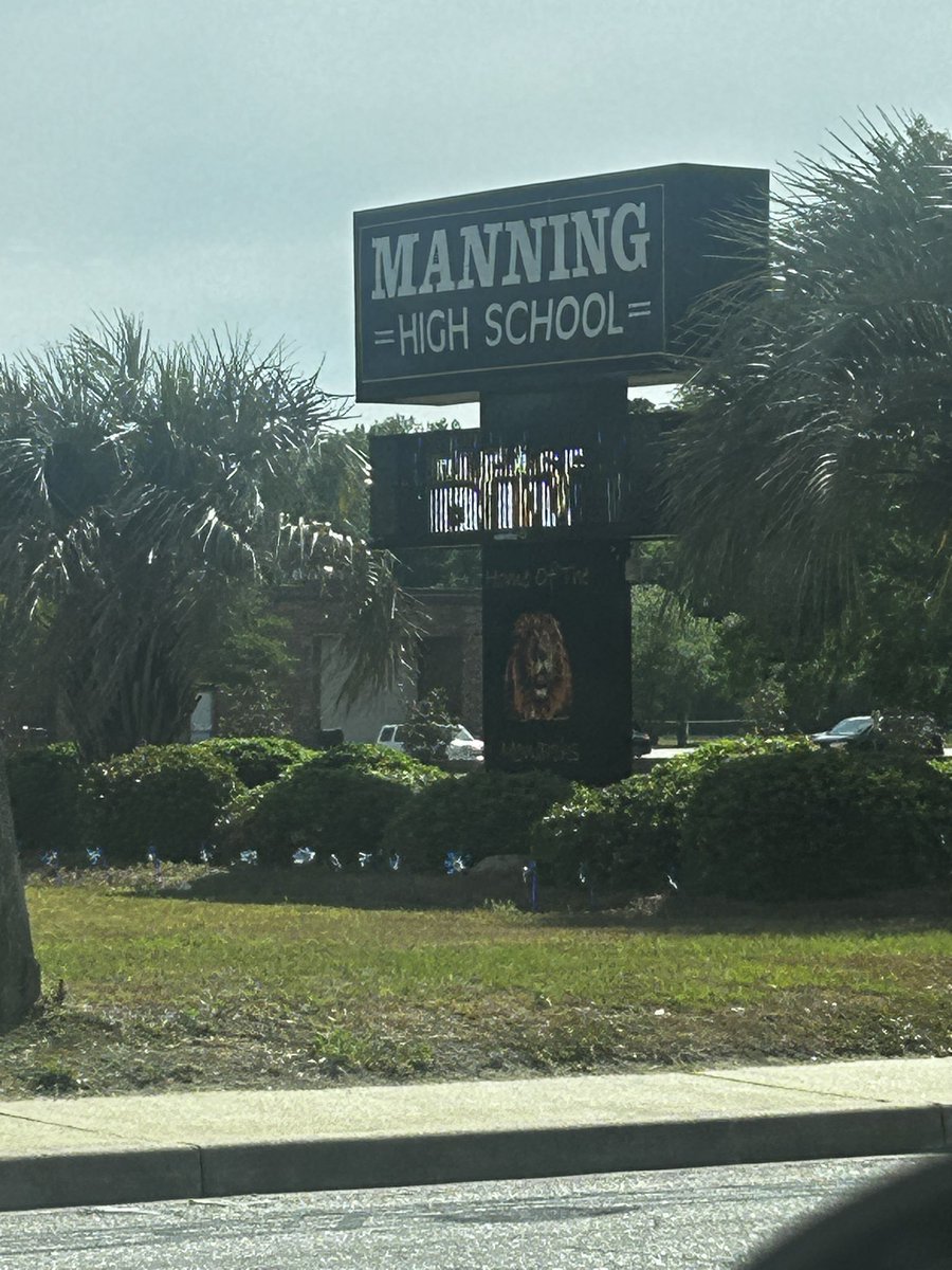 latroy_johnson's tweet image. Thanks to Manning High home of @hbhboog and Bulldog Reggie Kennedy for welcoming @SCState_Fb to look at your C/O of 27 Student-Athletes. #STATEofMind