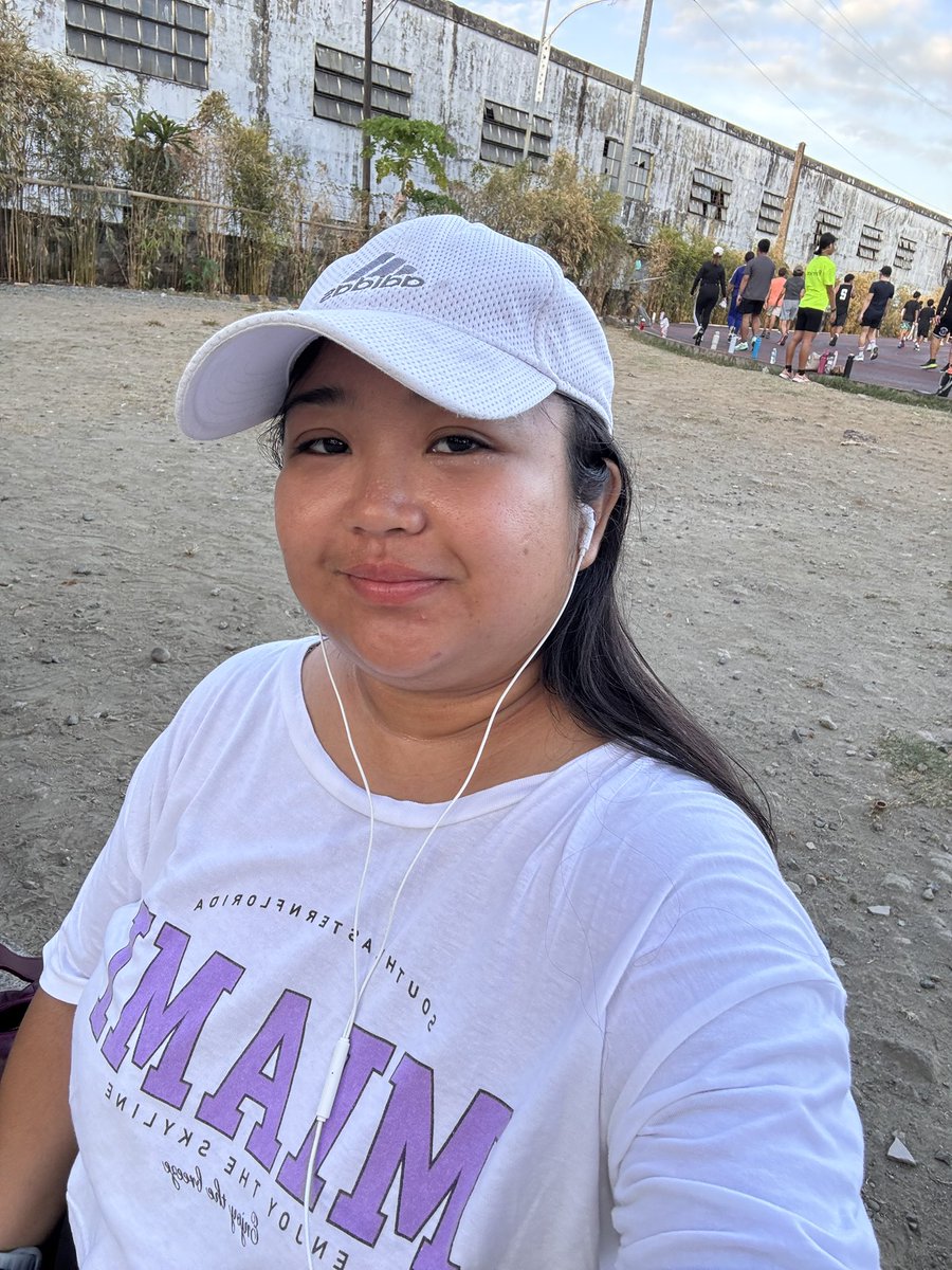 callmemaydeee's tweet image. Sunlight, hydration and exercise is a must! Sabay sabay tayo magcomeback!!! 🙌🏻🖤✨

#exercise #wellness #arisewithmae #comebackmommies #mommyvlogger