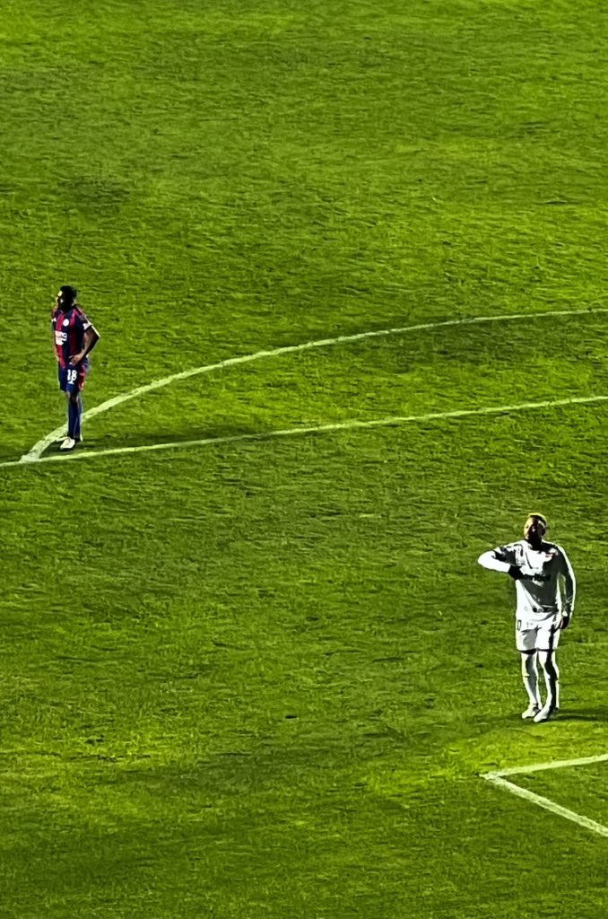 valenton tweet media