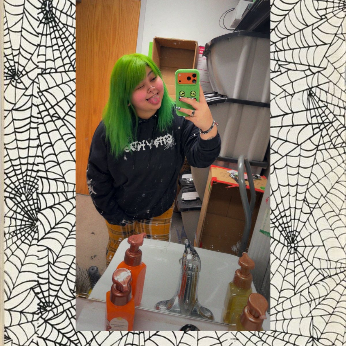 🖤 Spooky Bunny 🖤 tweet media