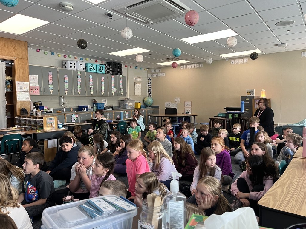 GESGuardians's tweet photo. 3rd graders learned all about weather from Channel 6 meteorologist Jade Steffens.  Thank you, Jade!! https://t.co/aJOhEsfALo