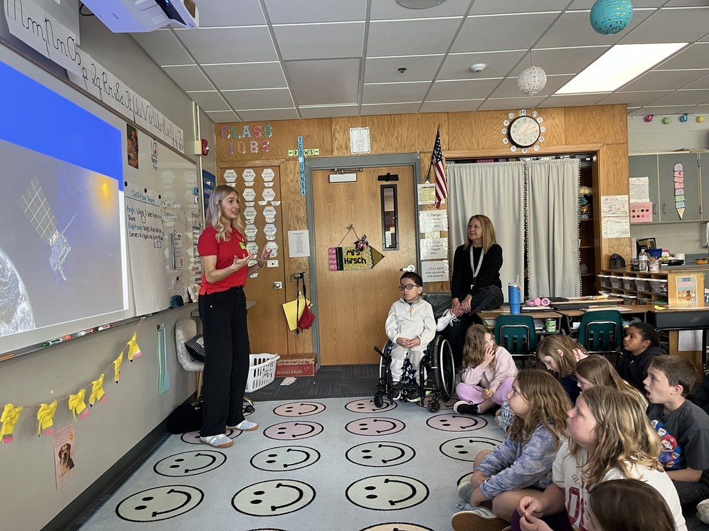 GESGuardians's tweet photo. 3rd graders learned all about weather from Channel 6 meteorologist Jade Steffens.  Thank you, Jade!! https://t.co/aJOhEsfALo