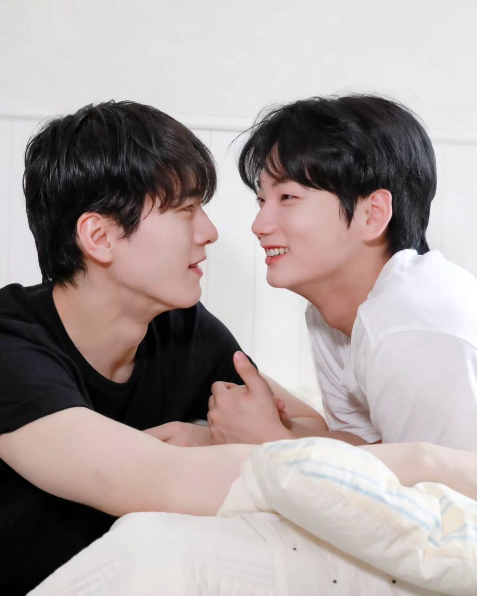 blue__0710's tweet photo. photo_122627 (제인) 인스타게시물 260429

#최재혁 #염민혁 #볼보이택틱스 https://t.co/NYV8ByRKwo